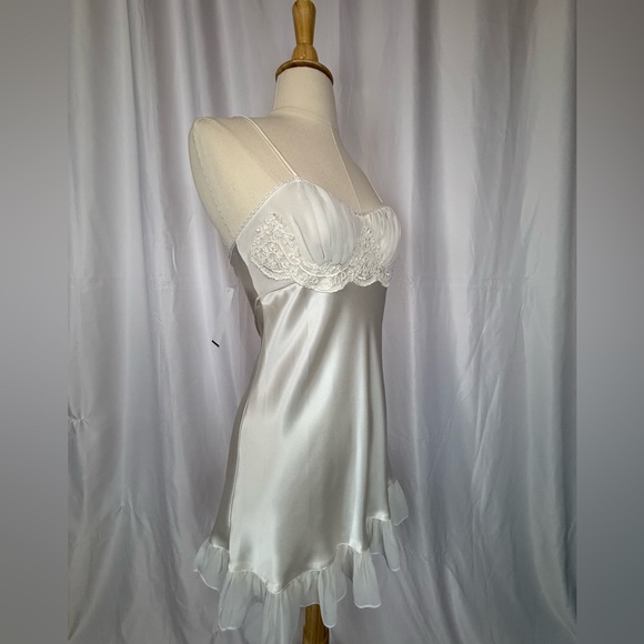 NWT Jonquil Cream Satin Chemise XS - Picture 4 of 4